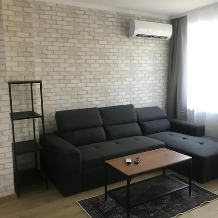 Golden Eye Apartment, City Center, Wi-fi, Burgas Free University Appartement
